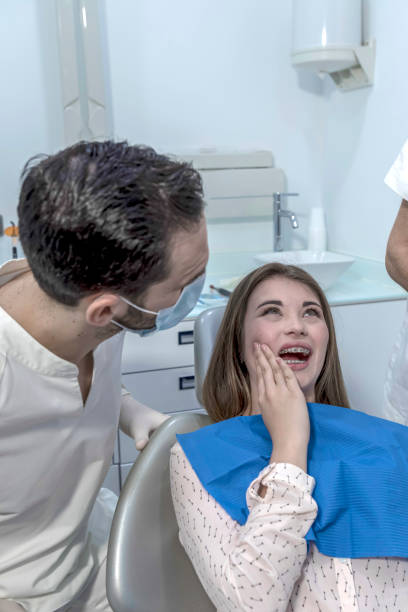 Best Emergency Dental Care for Broken or Chipped Teeth in Mount Carmel, TN